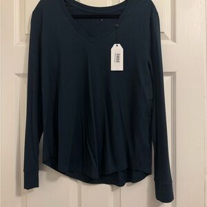 Universal Standard Tee Rex-Long Sleeve